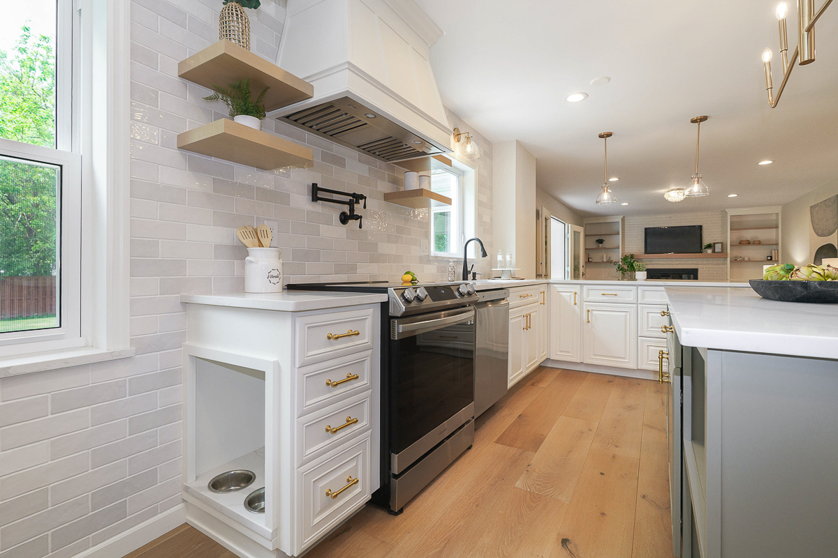 1935 Belgrave Dr-37