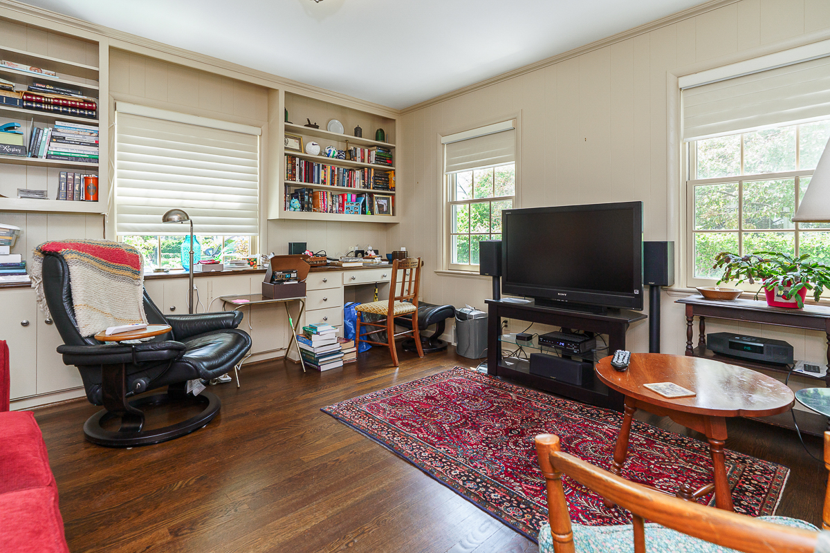 1946 W Lane Ave-34