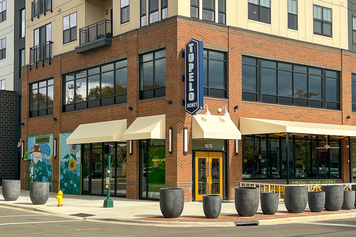1946 W Lane Ave-53