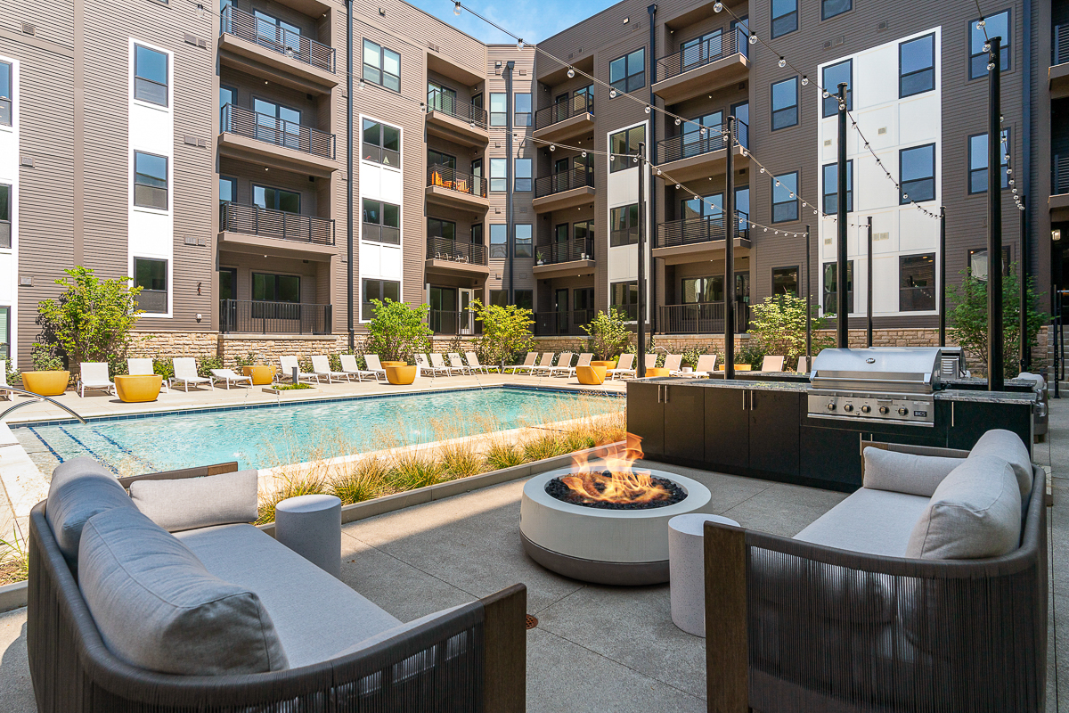 6640 Mooney St #208-35