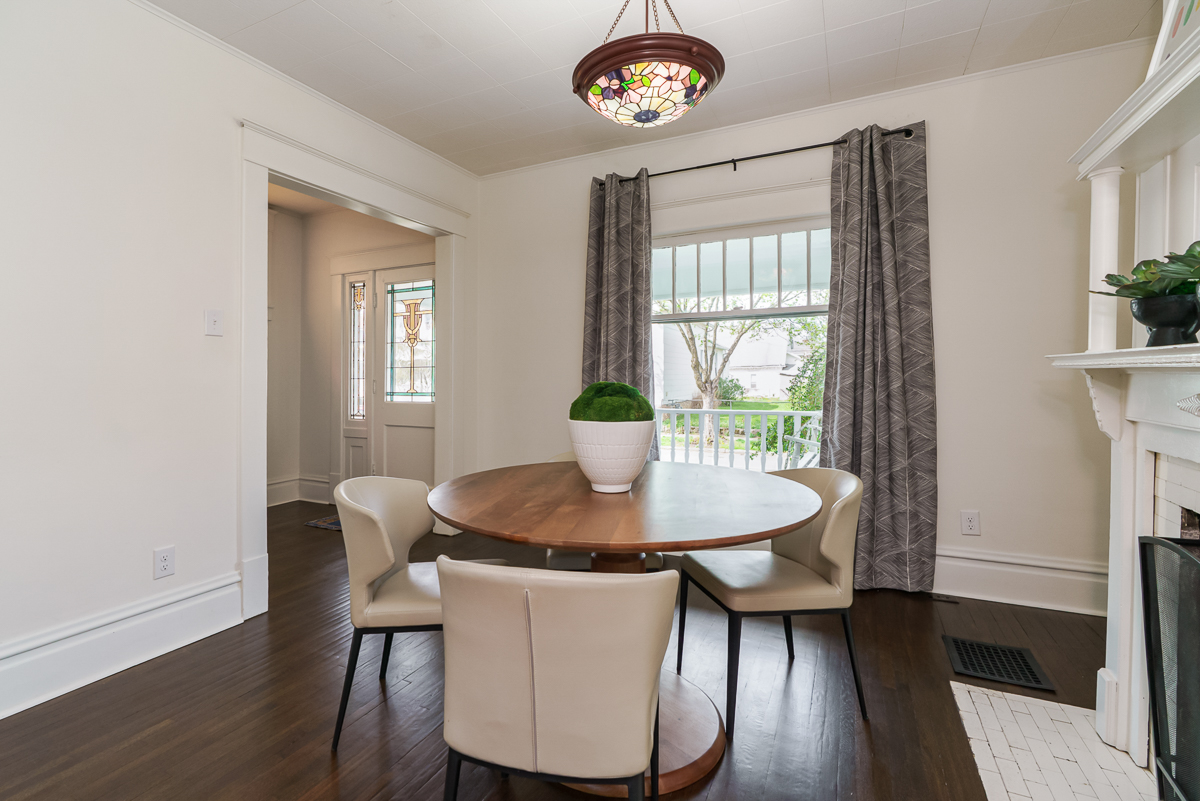 209 E Morrill Ave-12