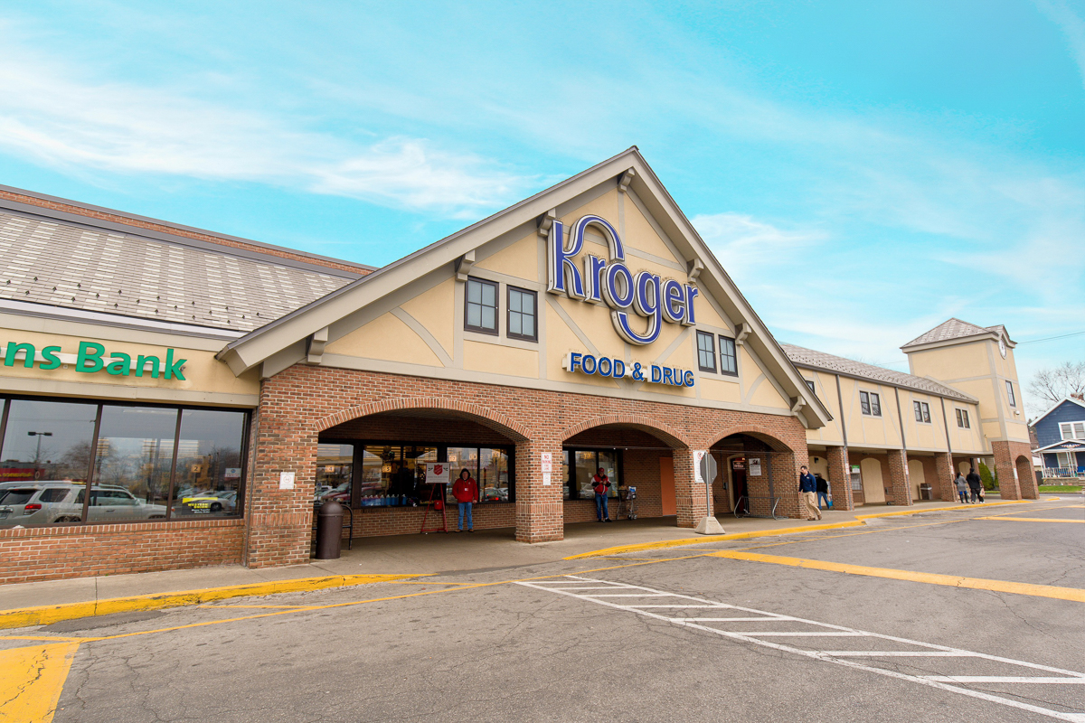 209 E Morrill Ave-28