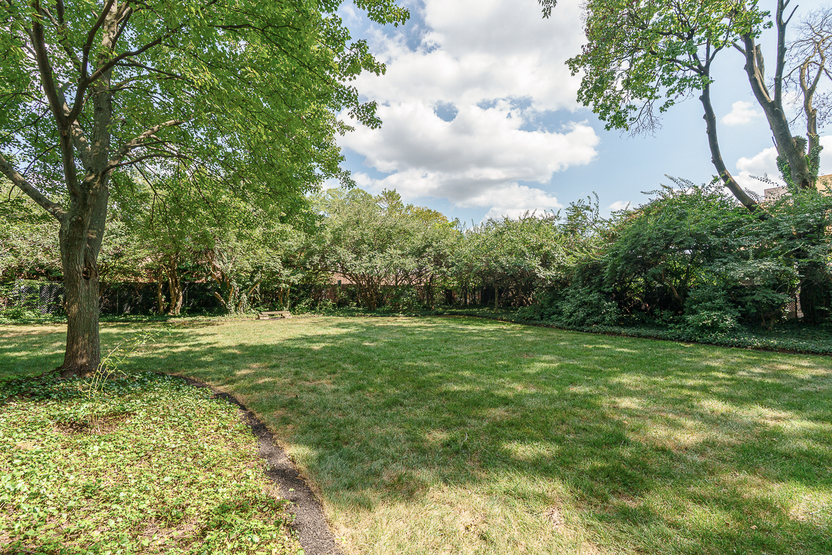 2201 Bryden Rd-6