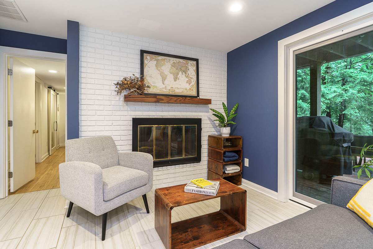 232 Hardy Way-22
