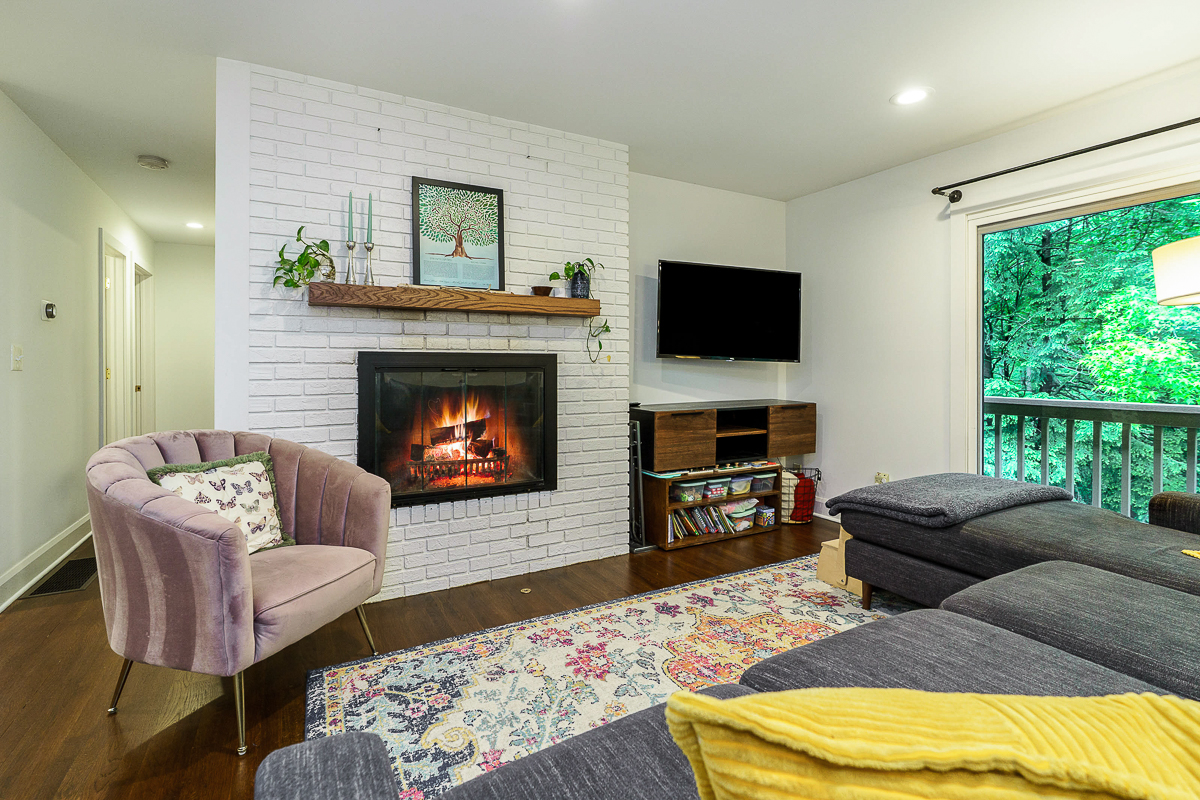 232 Hardy Way-28