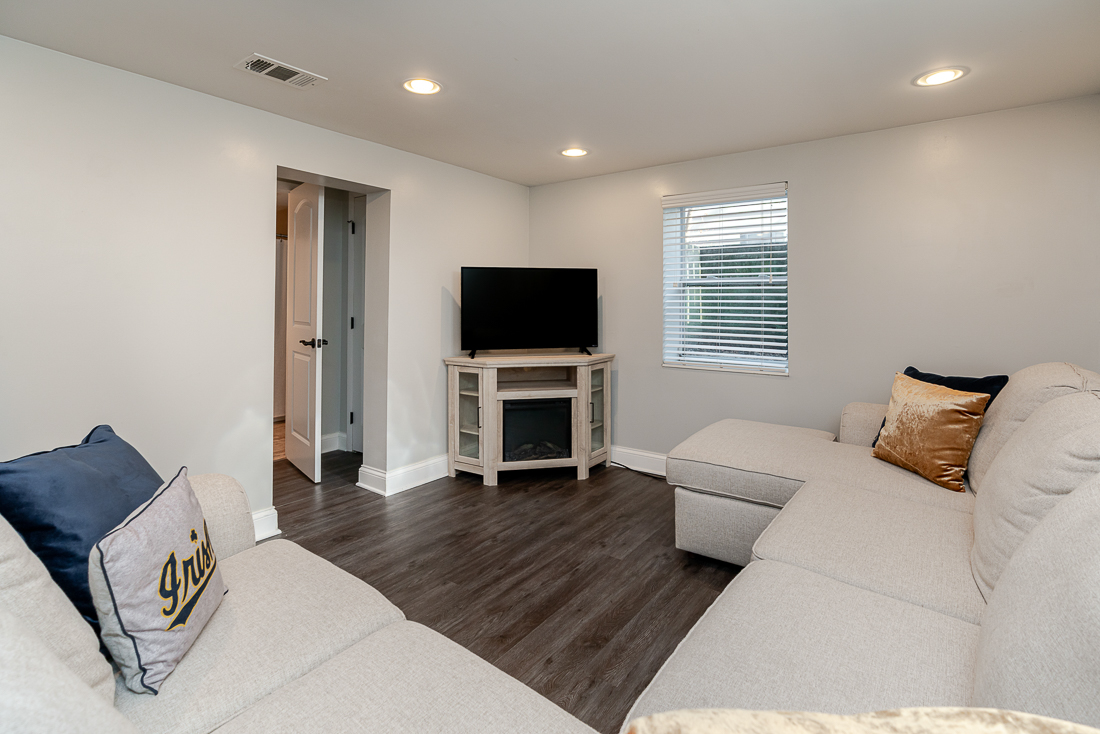 2357 Woodstock Rd-41