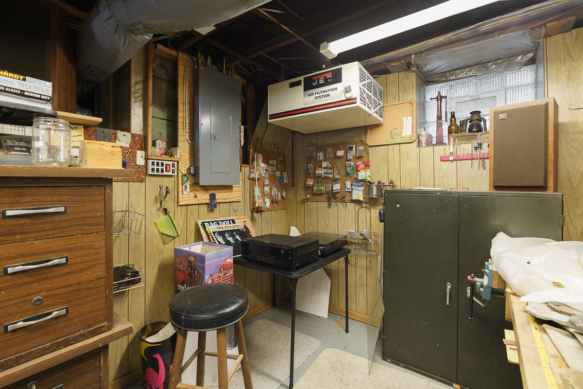 2554 Seneca Park Pl-51