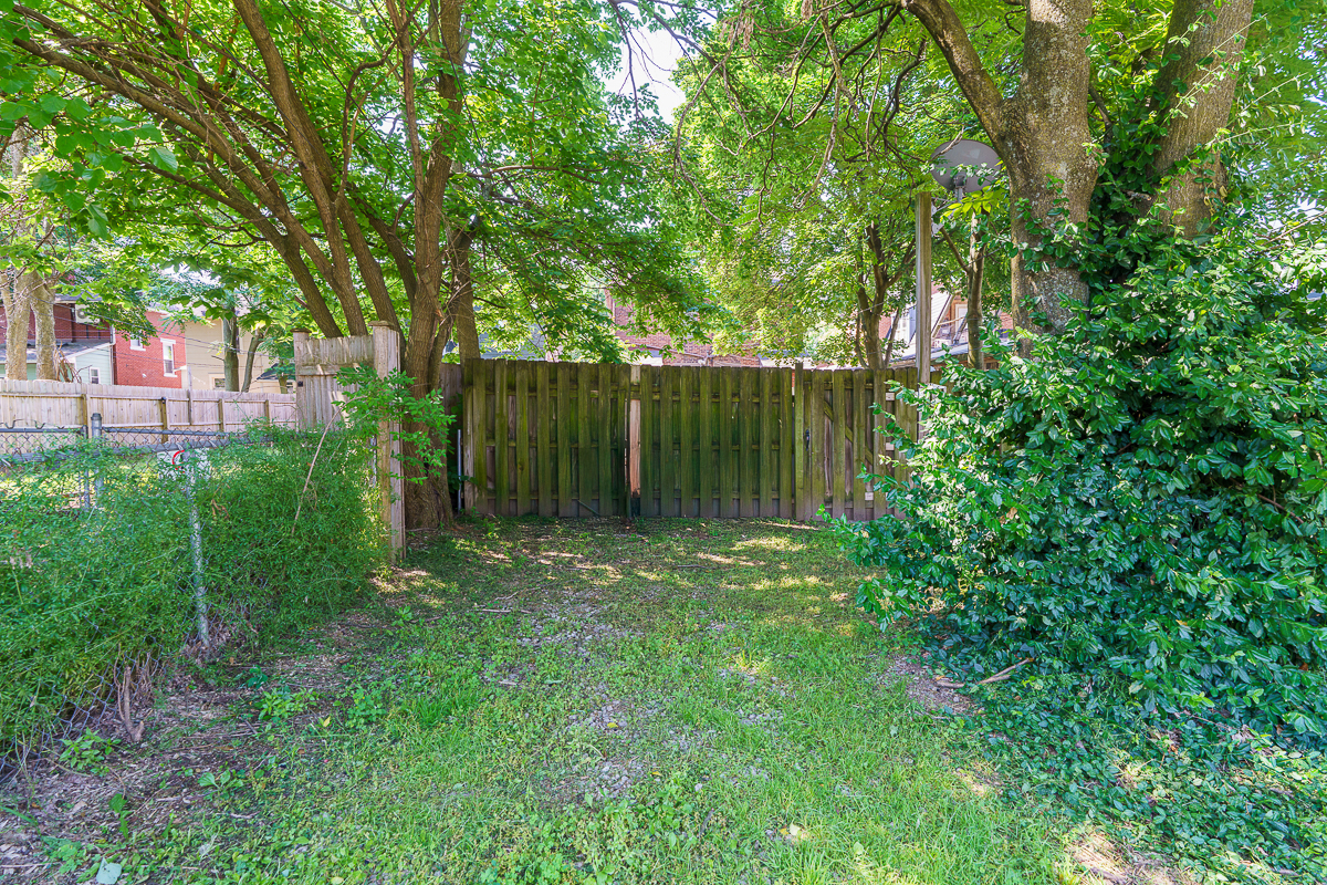 254 e Thurman Ave-4