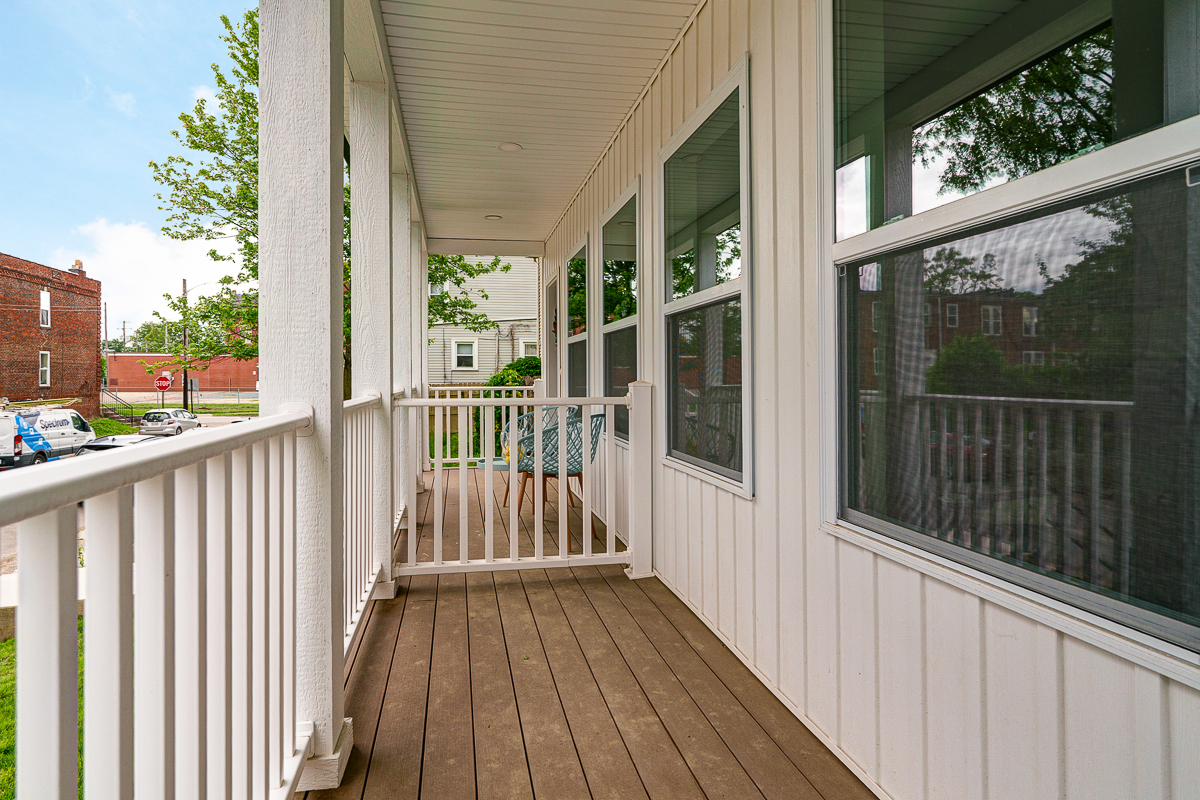 2587-2589 Dayton Ave -8