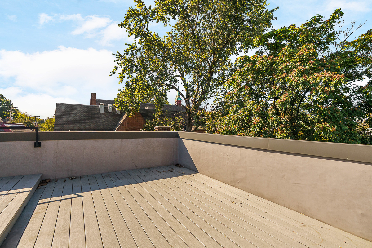 25 w Frankfort St-42