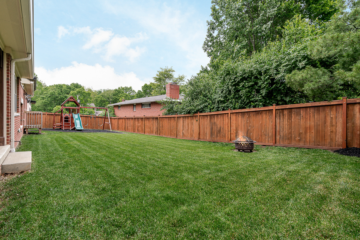 260 McCoy Ave-11