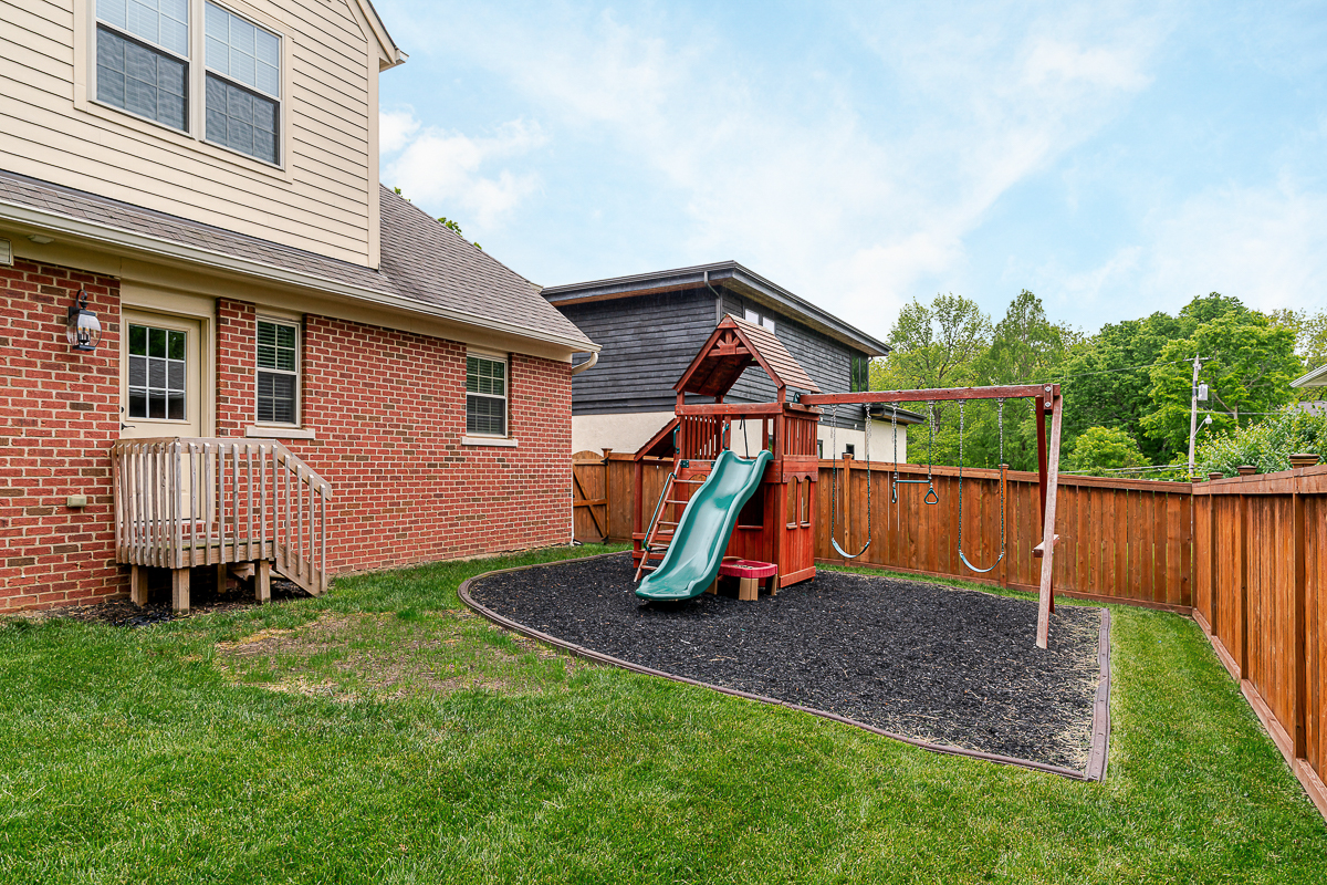 260 McCoy Ave-12