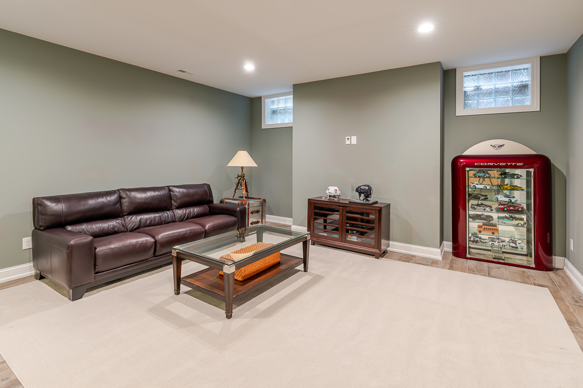 260 McCoy Ave-21