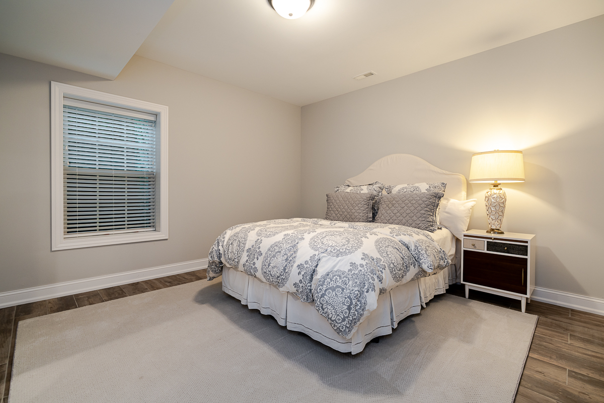 260 McCoy Ave-23
