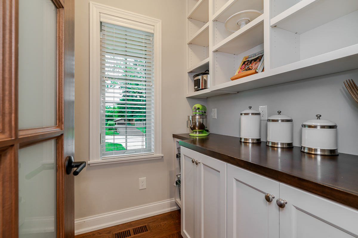 260 McCoy Ave-43