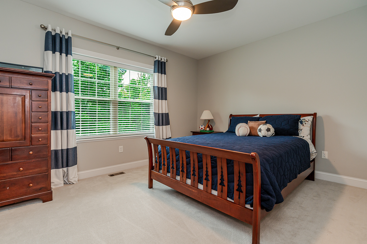 260 McCoy Ave-70