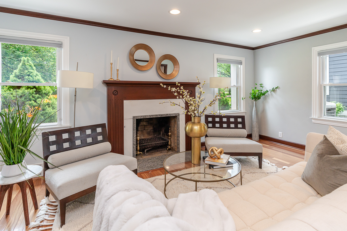 2738 e Broad St-36