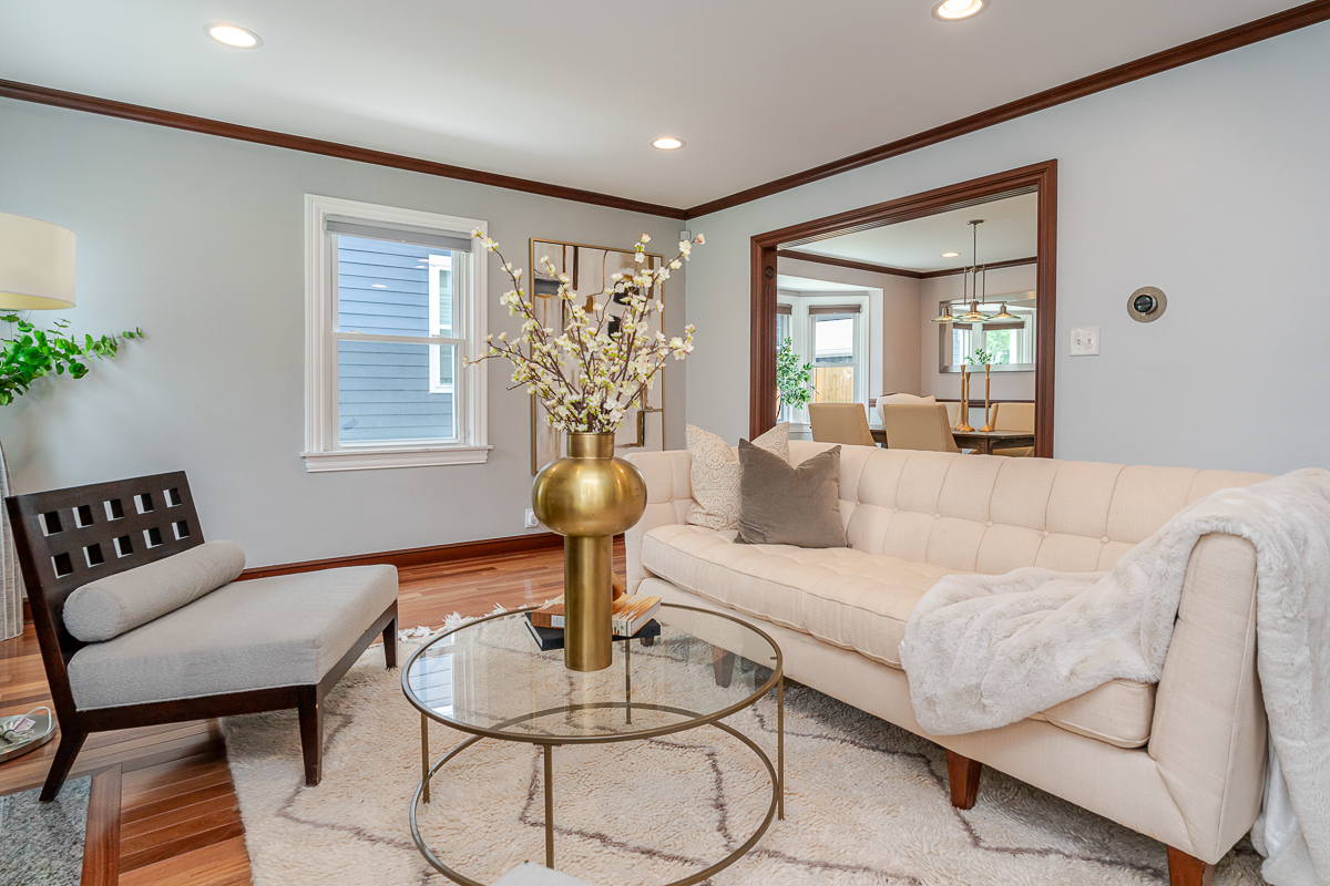 2738 e Broad St-37