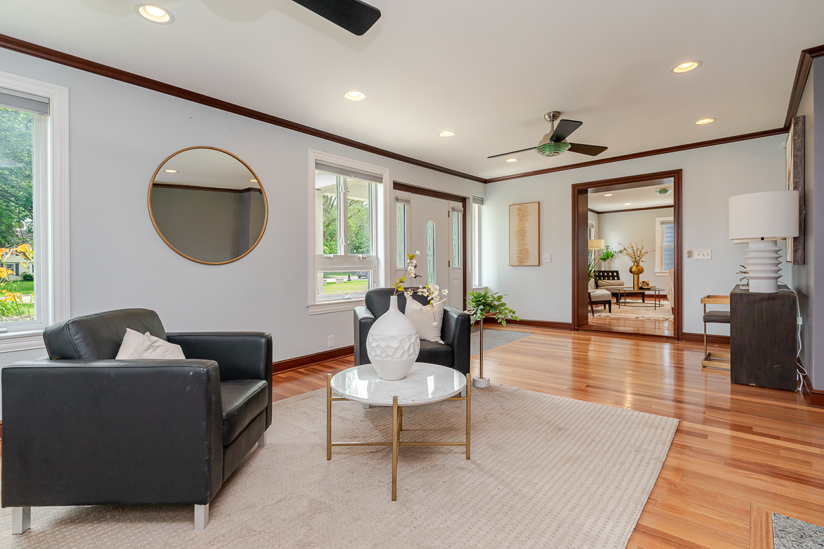 2738 e Broad St-44