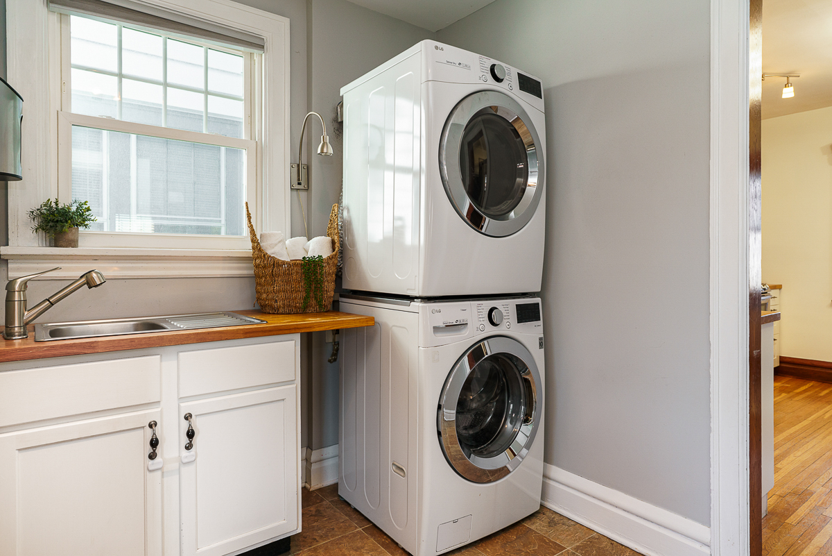 2771 Indianola Ave-13