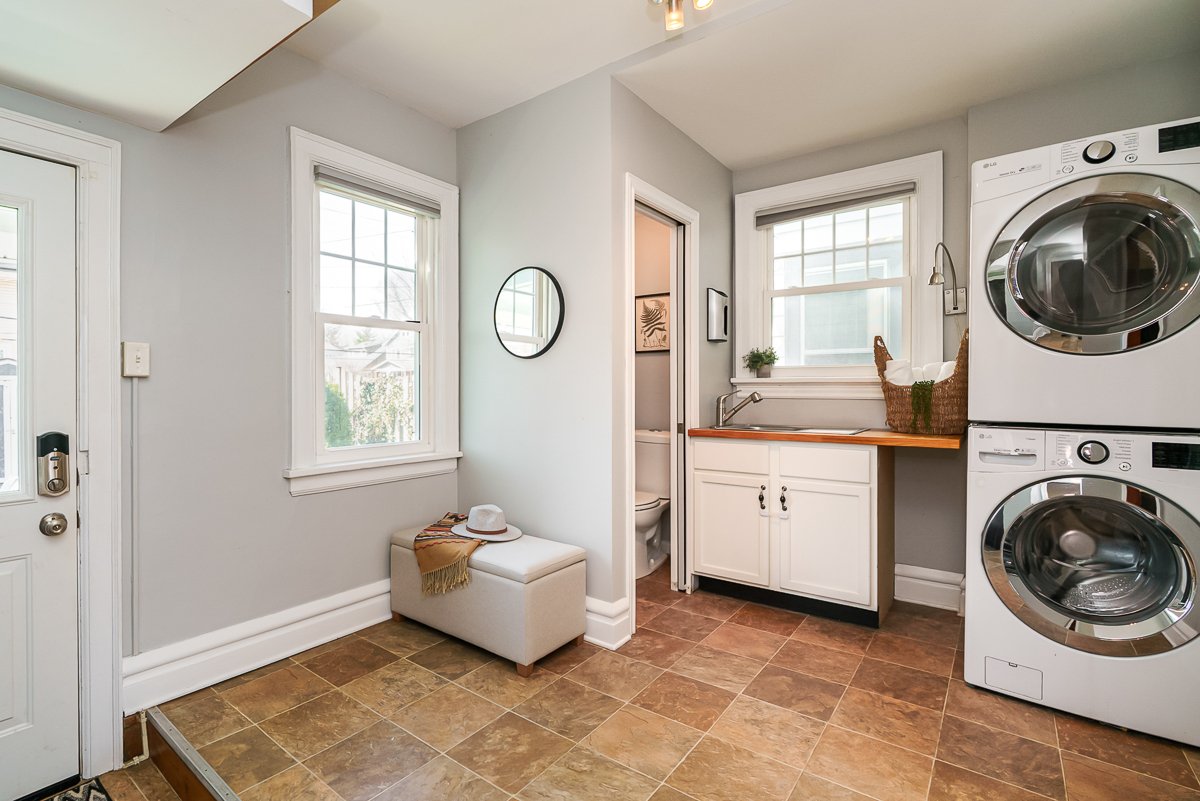 2771 Indianola Ave-14