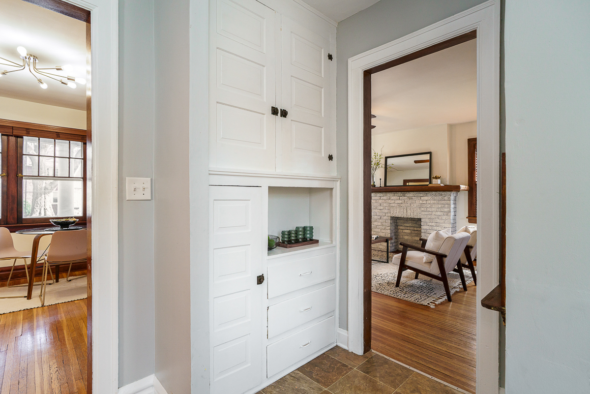 2771 Indianola Ave-16