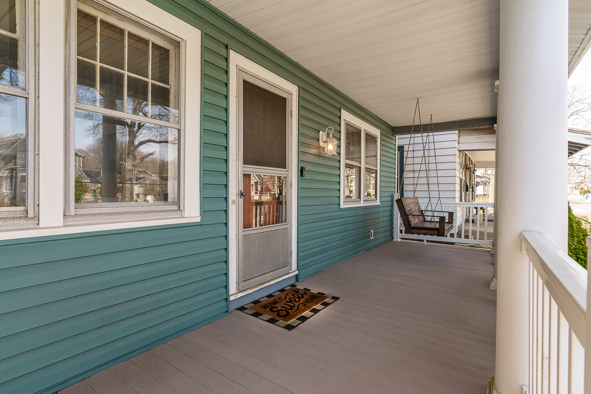 2771 Indianola Ave-6