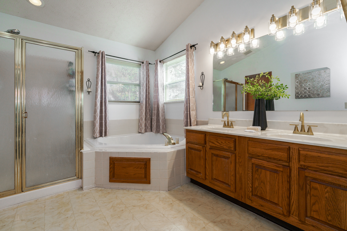 2772 Quailview Ln-36