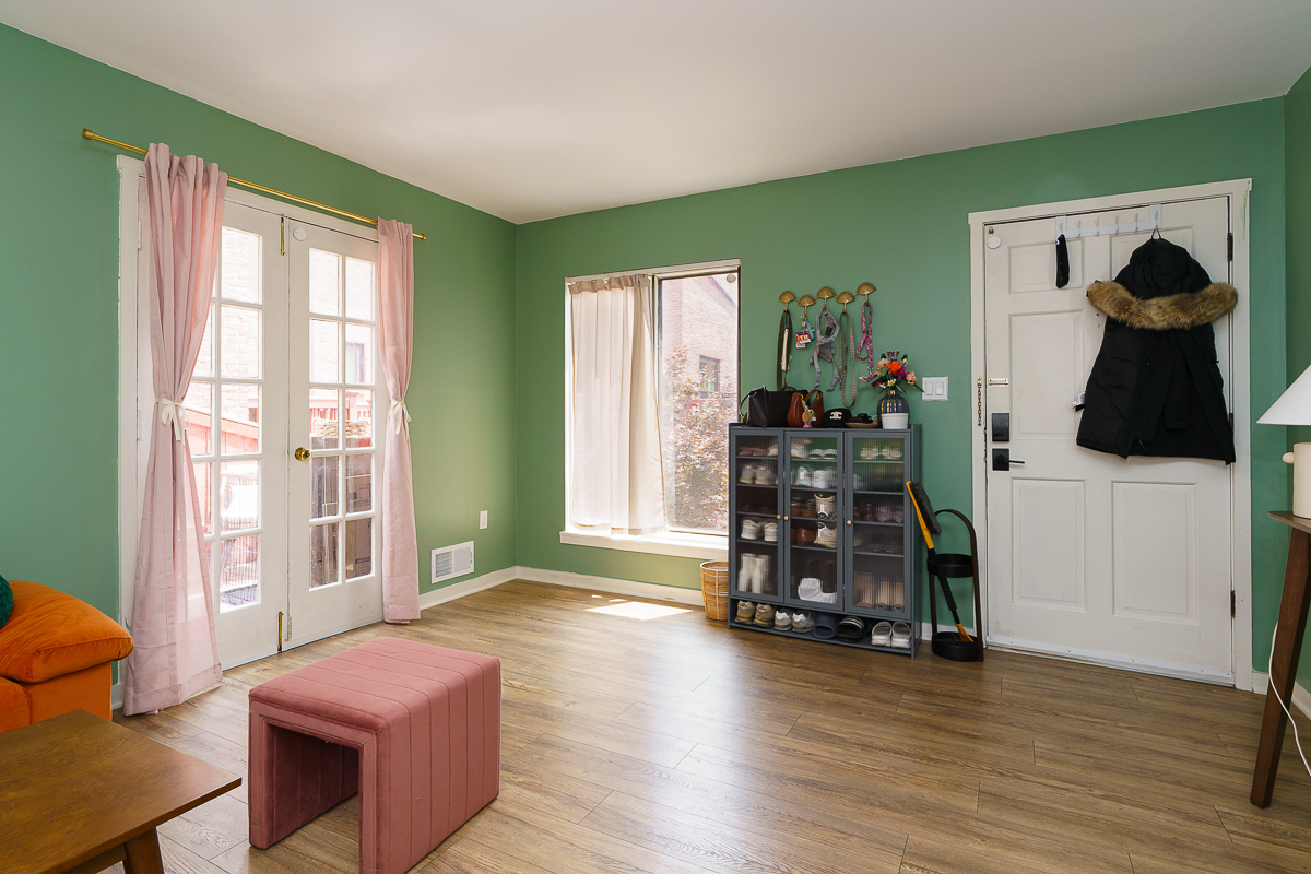 277 Lear St-14