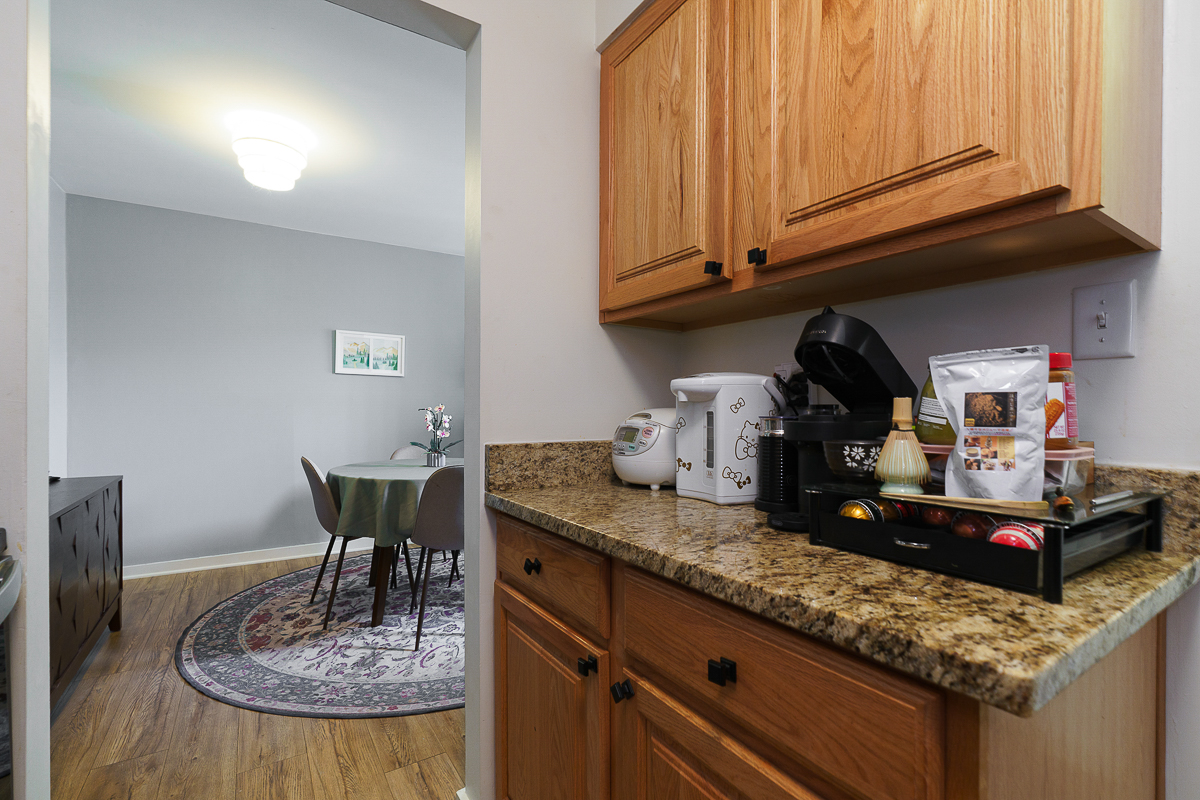 277 Lear St-20