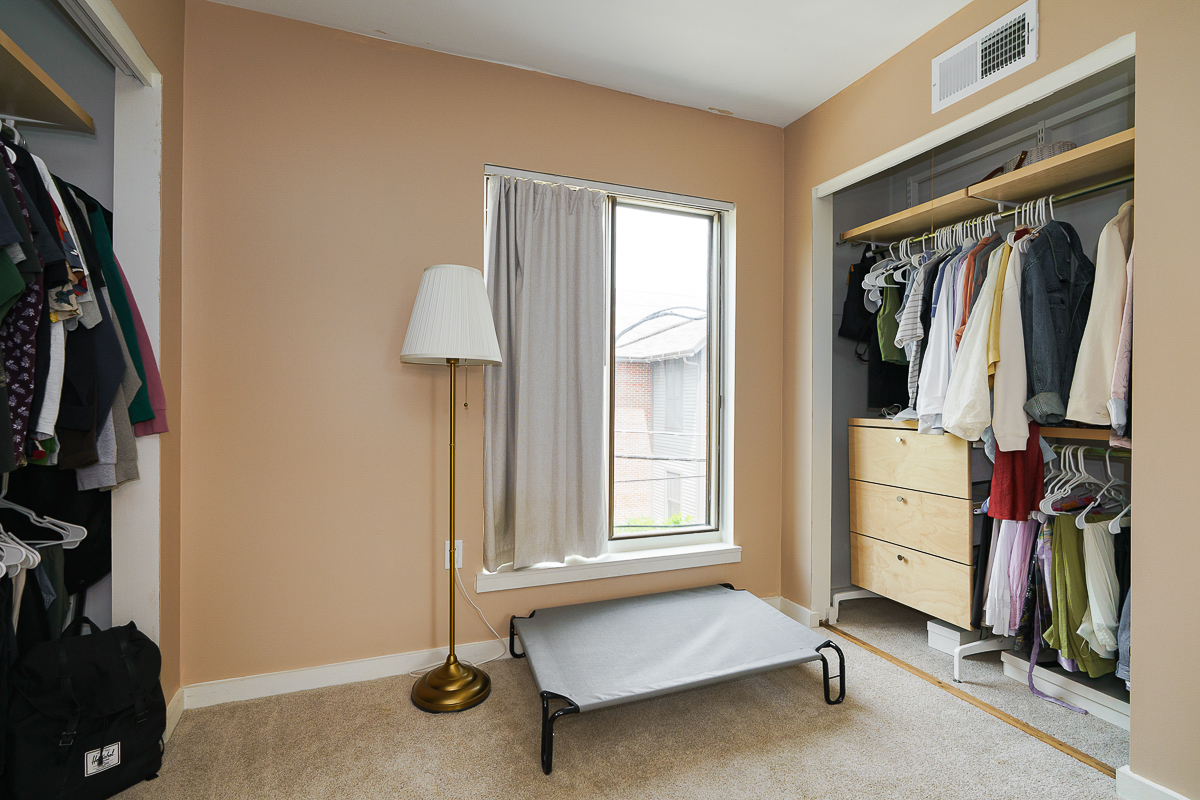 277 Lear St-29