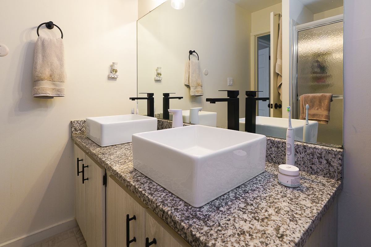 277 Lear St-30