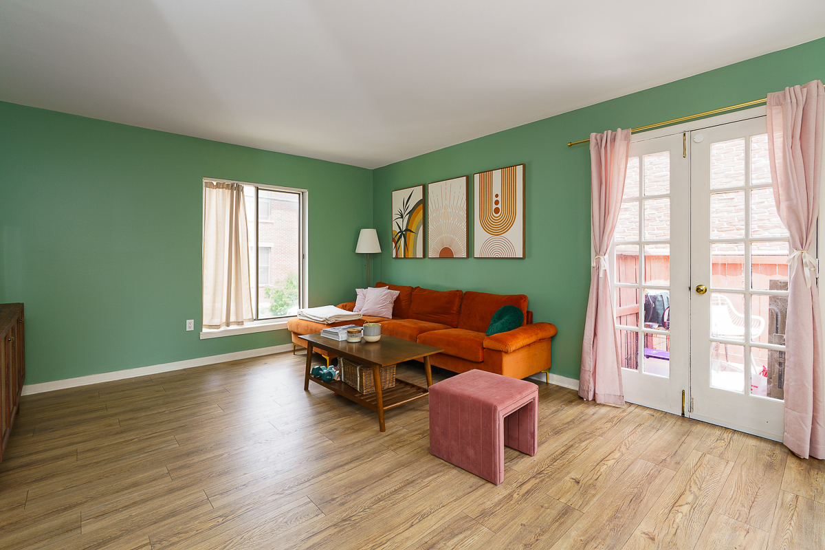 277 Lear St-9