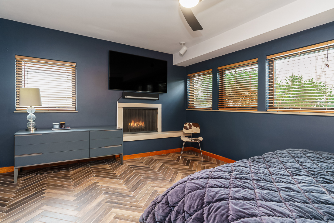 2837 Canterbury Ln-53