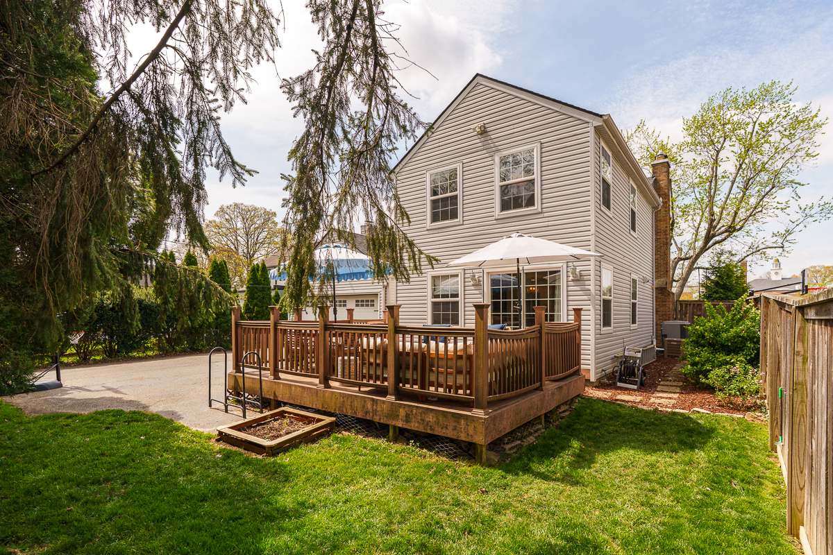 284 S Stanwood Rd-12