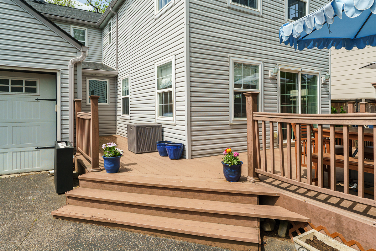 284 S Stanwood Rd-13