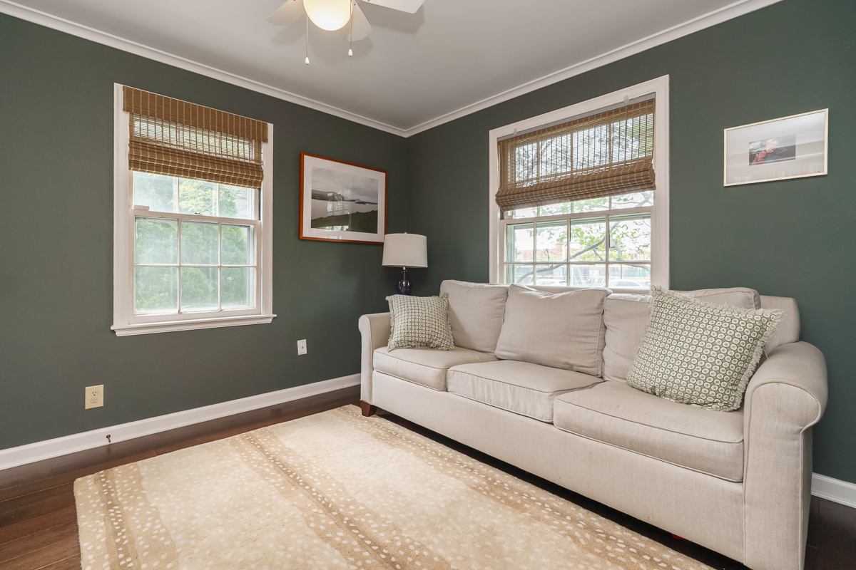 284 S Stanwood Rd-37