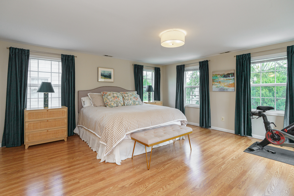 284 S Stanwood Rd-43