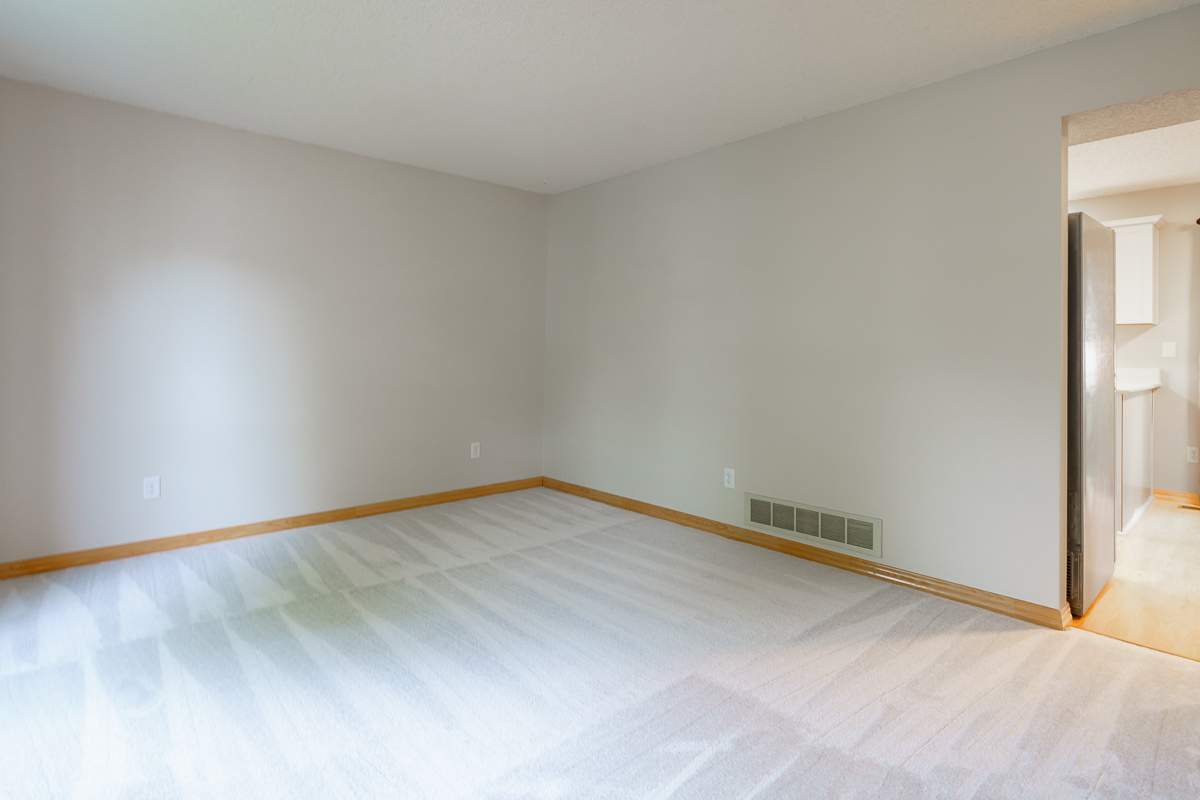 2967 Castlebrook Ave-10