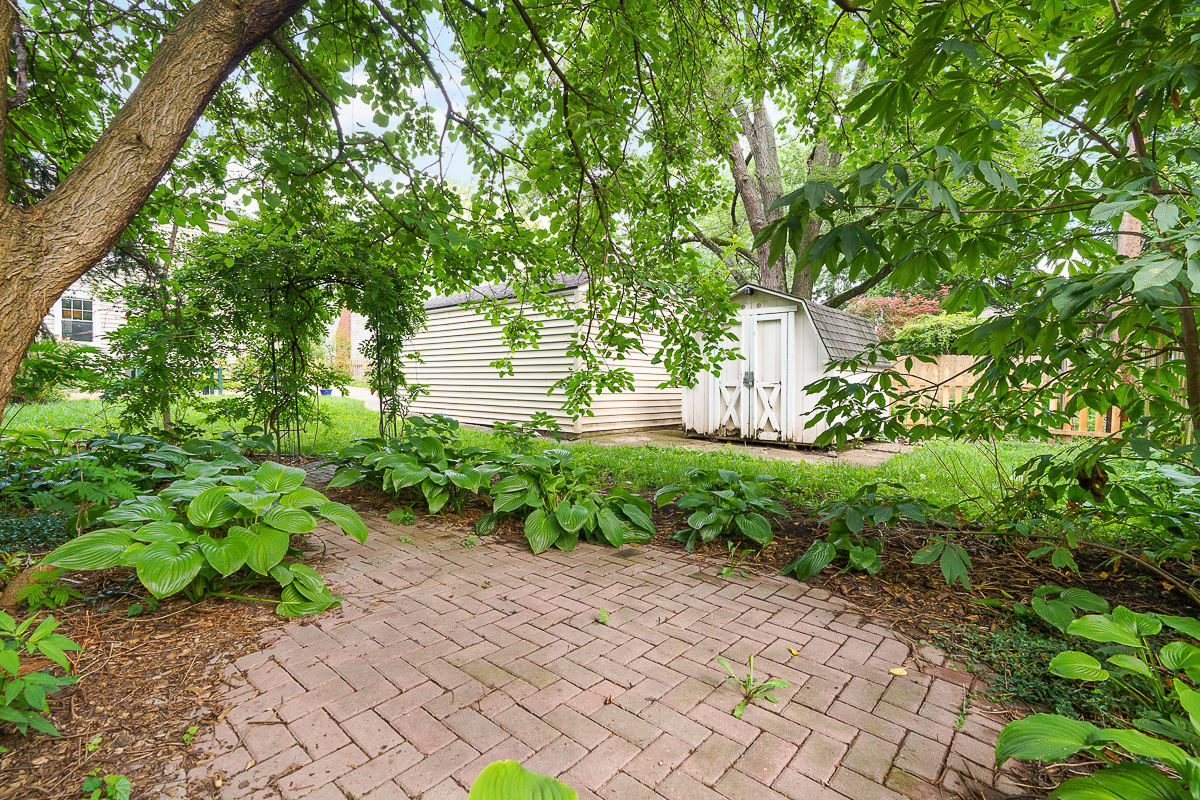 2986 Bremen St-10
