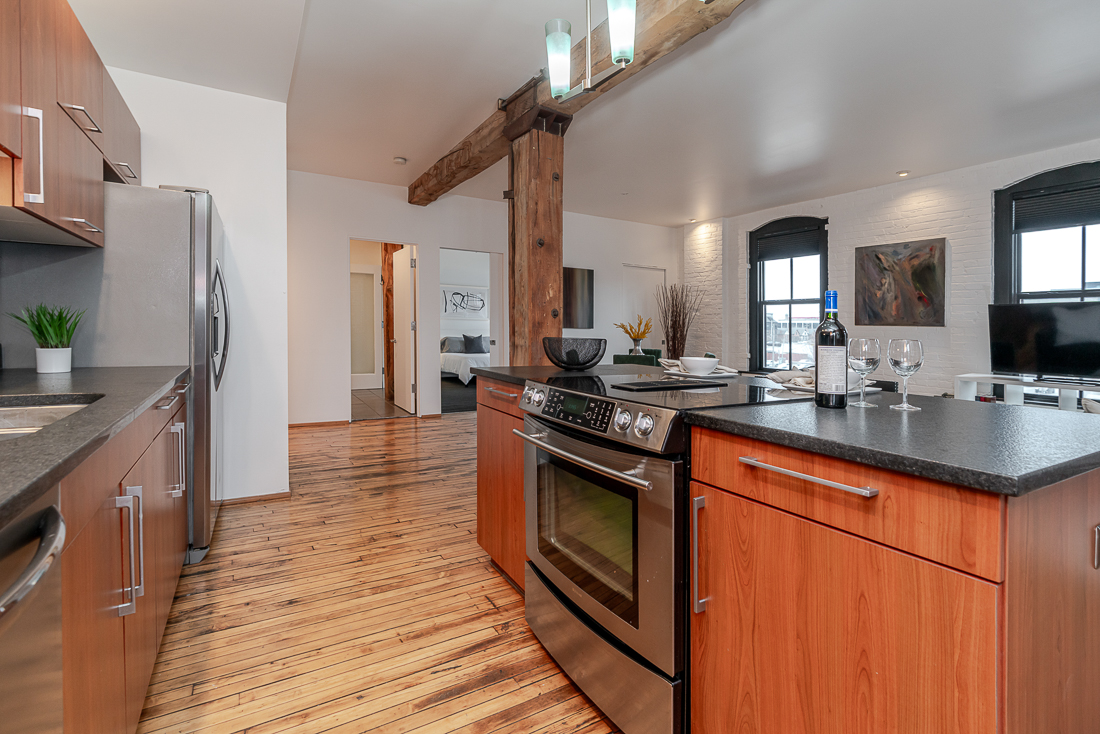 225 N 4th st #303-25