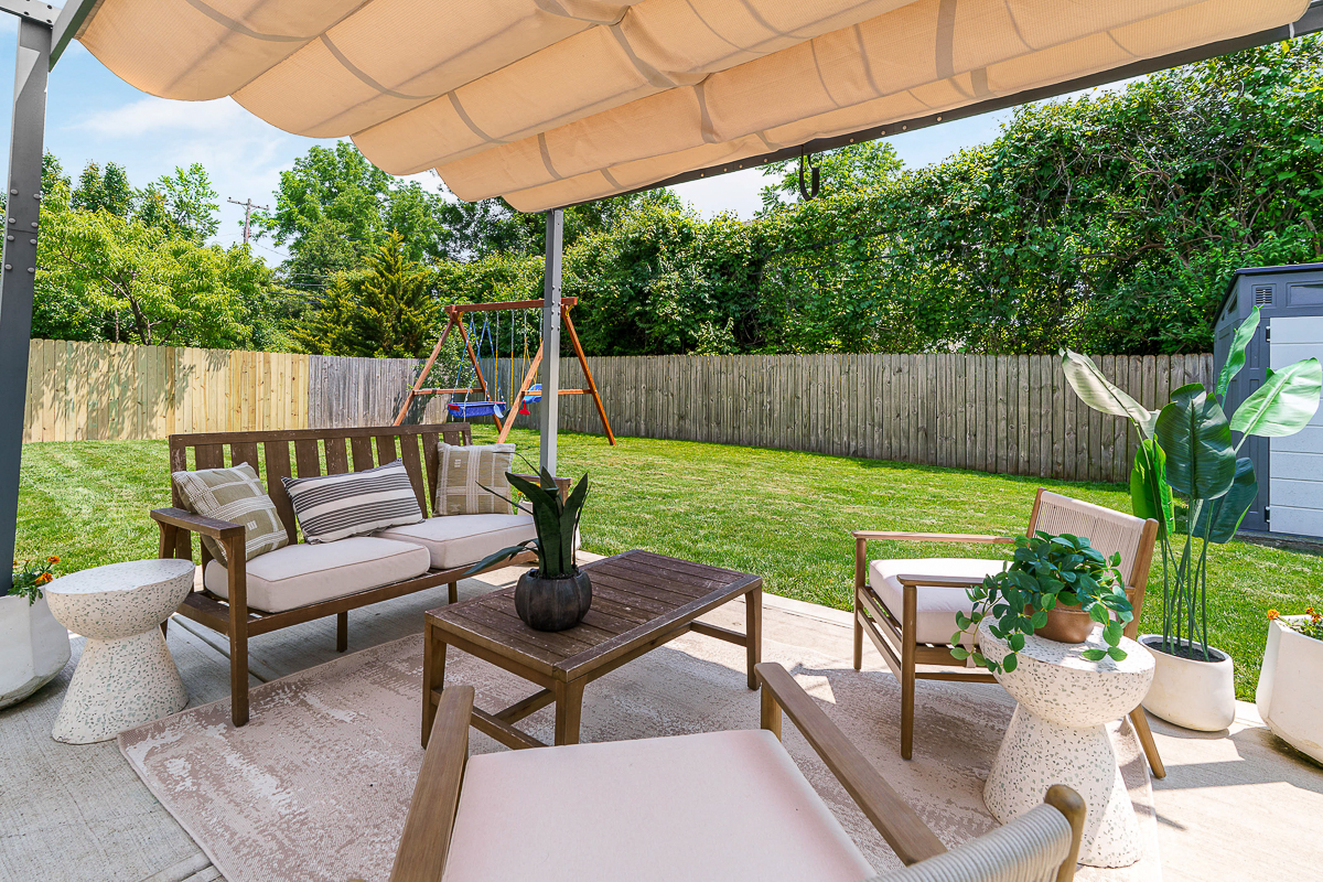 308 N Stanwood Rd-9