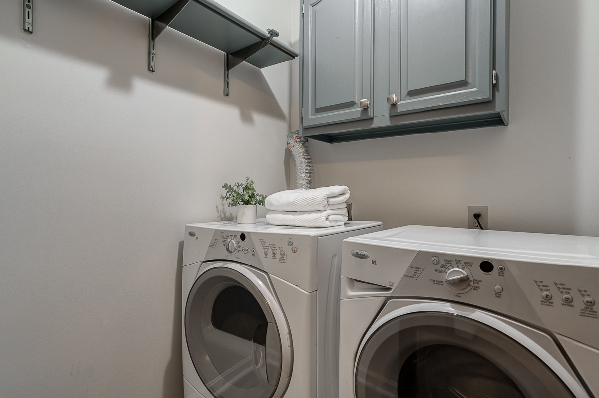 3162 Bowdoin Cir-32