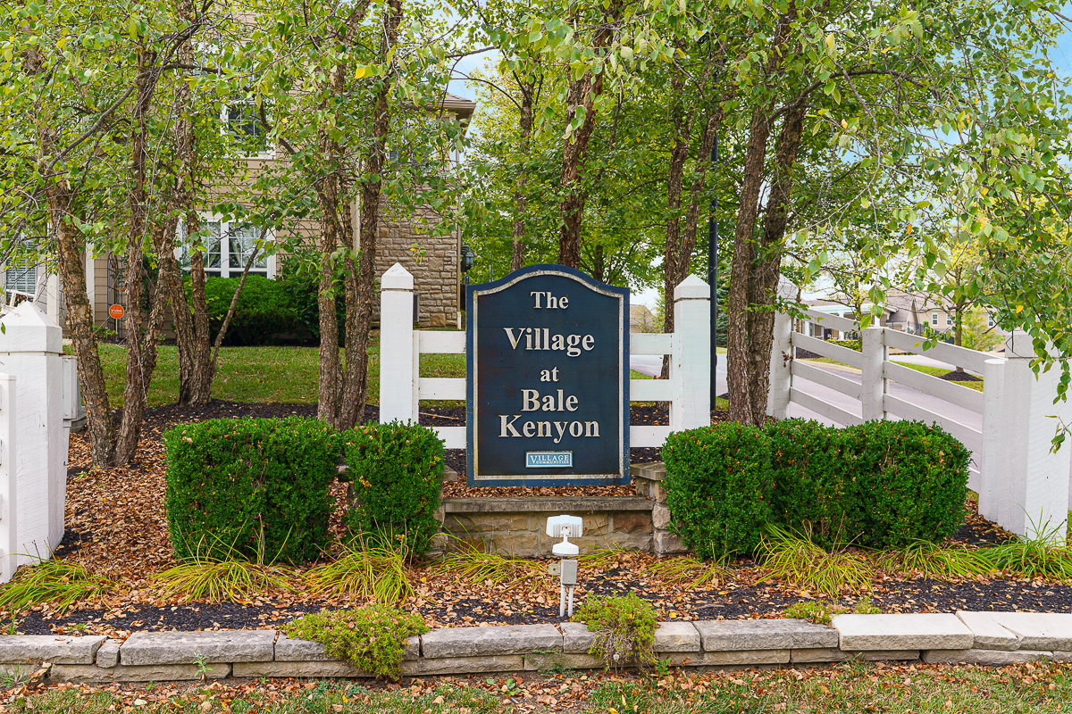 3679 Birkland Cir-1