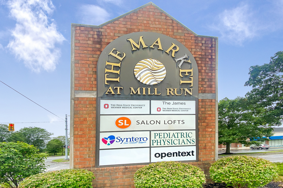 3832 Falls Circle Dr-34