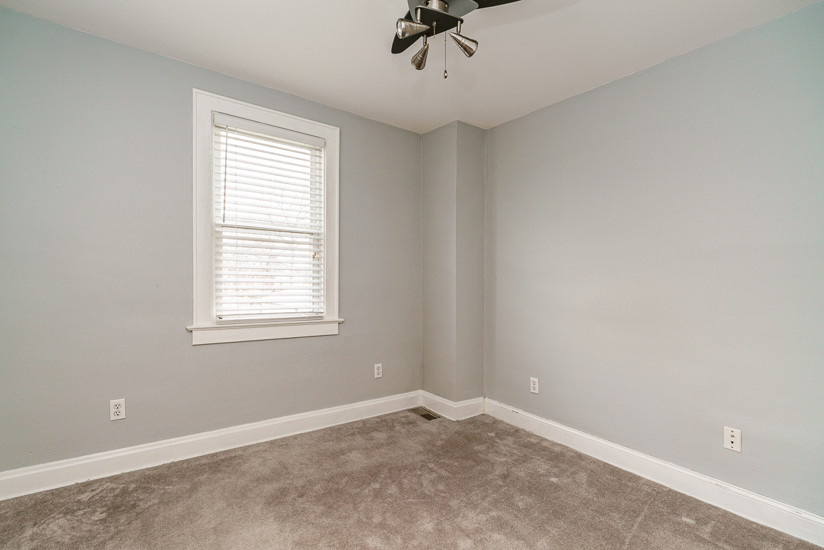 402 Southwood Ave-27