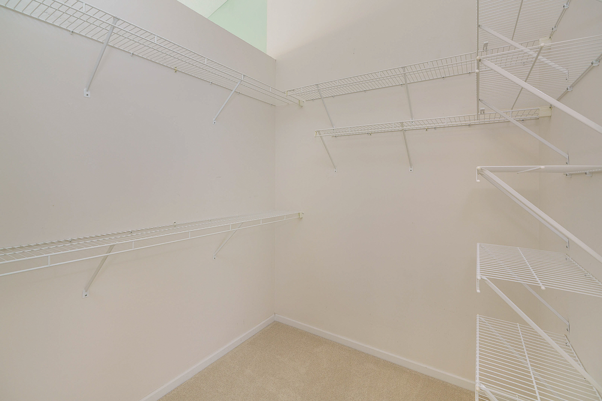 4101 Greenbelt Dr-38