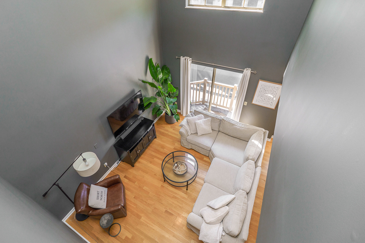 42 w Russell St-29