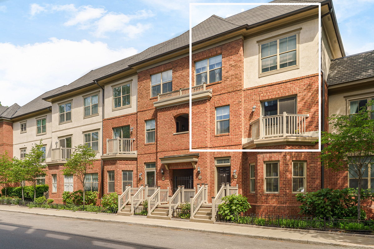 42 w Russell St-9