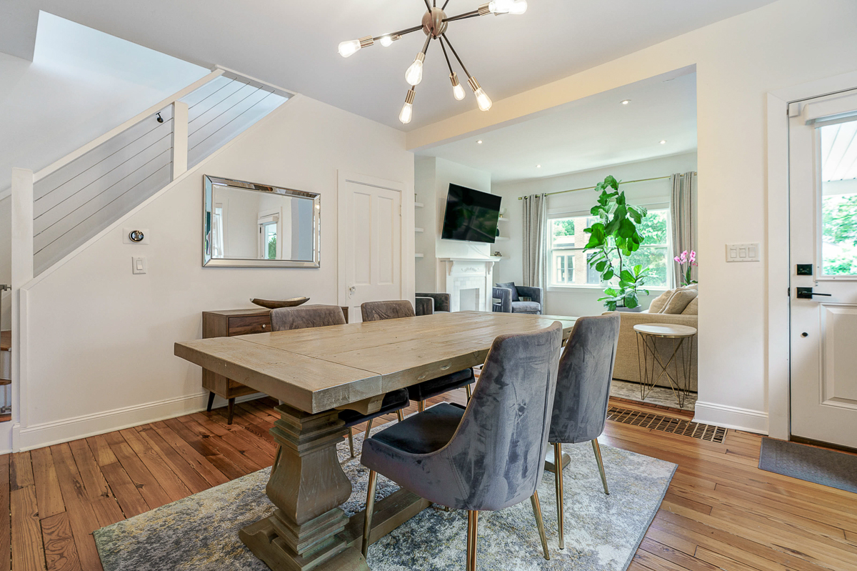 432 E Kossuth St-13